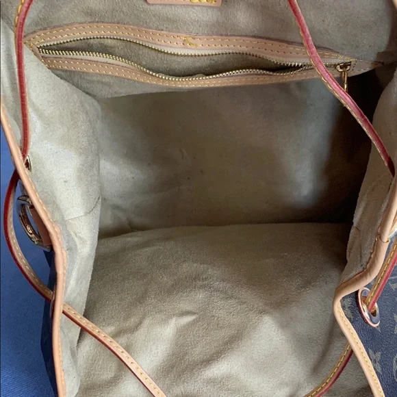 Louis Vuitton Monogram Neo Bucket Bag - Picture 10 of 10